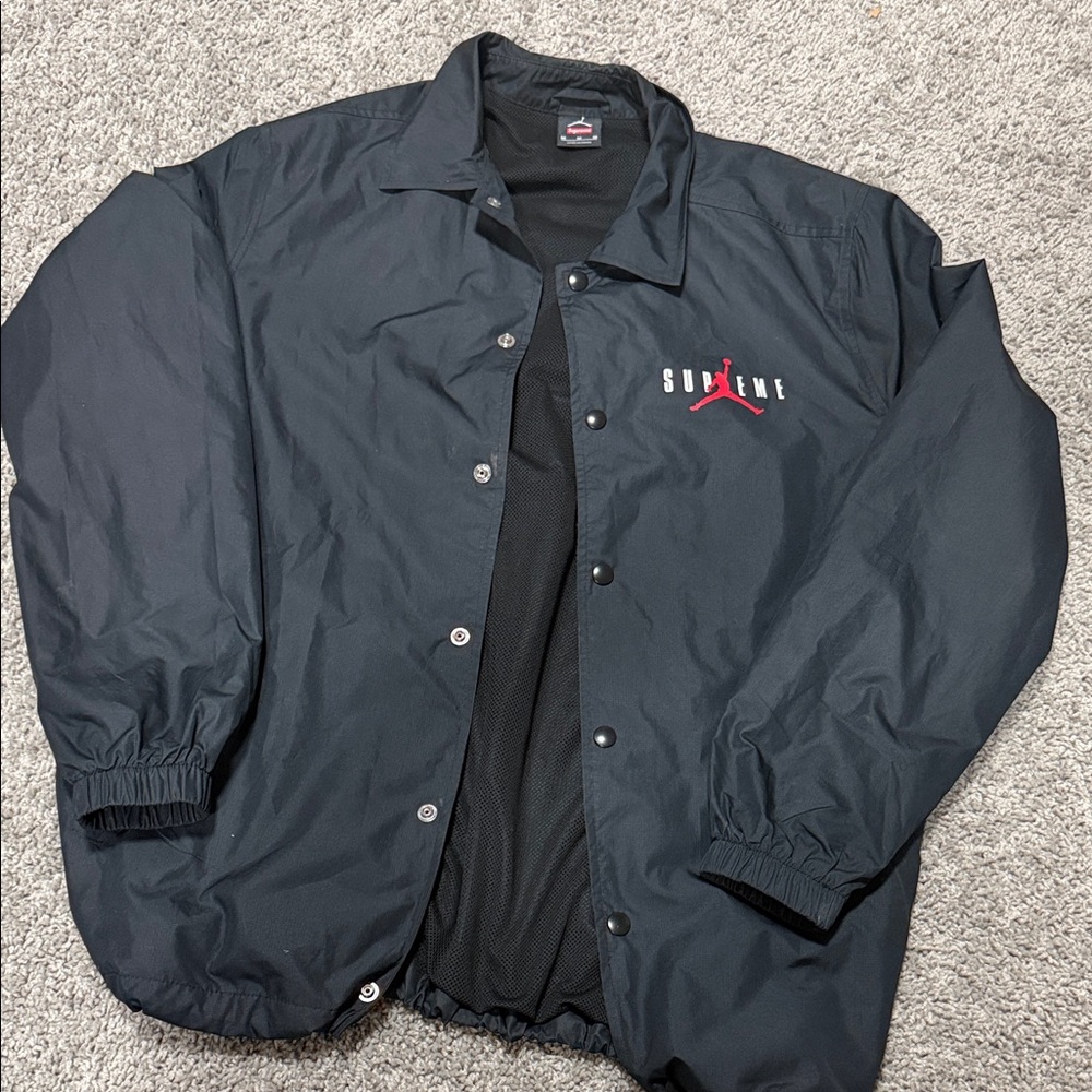 Supreme Black Lightweight Men's Jacket - Picture 2 of 4